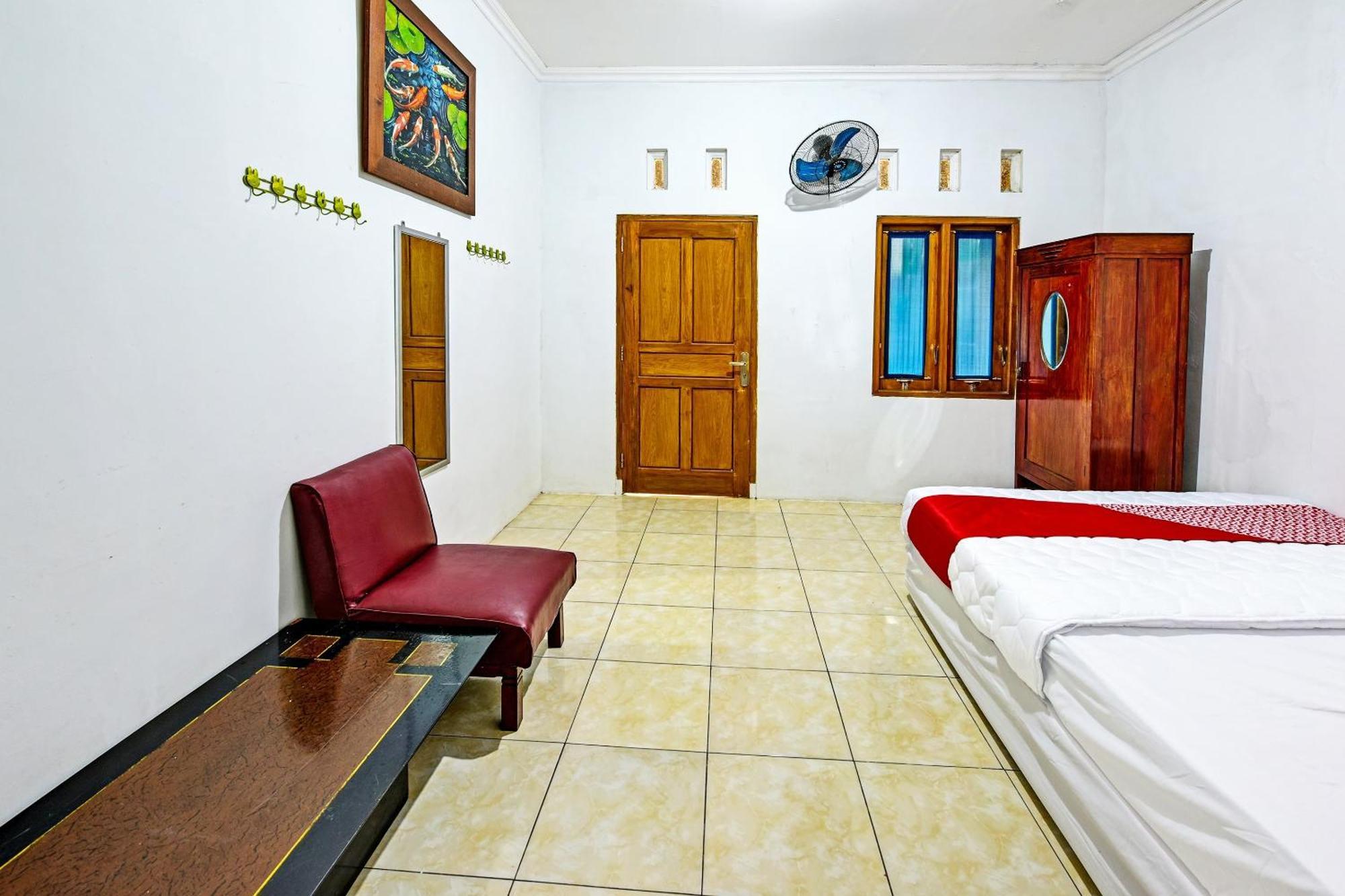 Spot On 91372 Wisma Bulin Purwokerto Εξωτερικό φωτογραφία